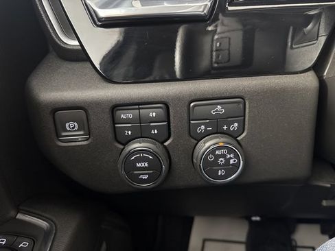 Used 2023 Chevrolet Silverado 1500 RST w/ True North Edition Plus AWD/4WD image 19