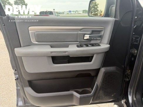 Used 2015 RAM 1500 Big Horn AWD/4WD image 10
