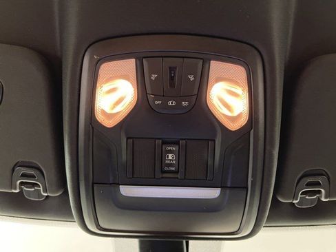 Used 2022 RAM 1500 Big Horn AWD/4WD image 33