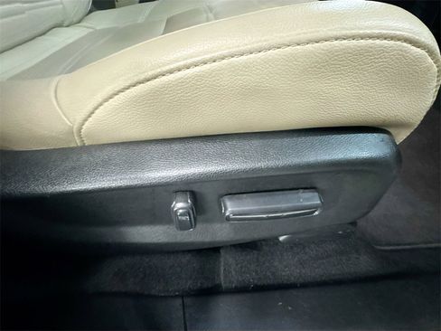 Used 2021 Honda CR-V EX-L image 33