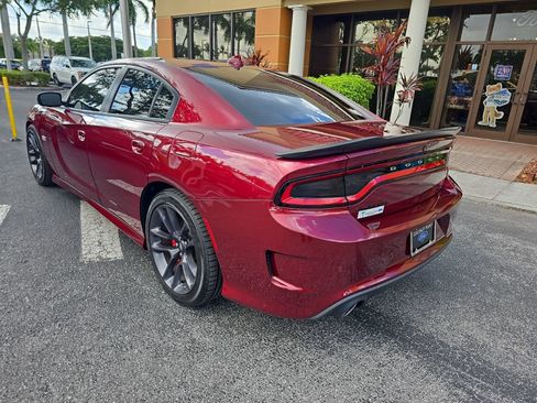 Used 2022 Dodge Charger Scat Pack w/ Plus Group RWD image 4