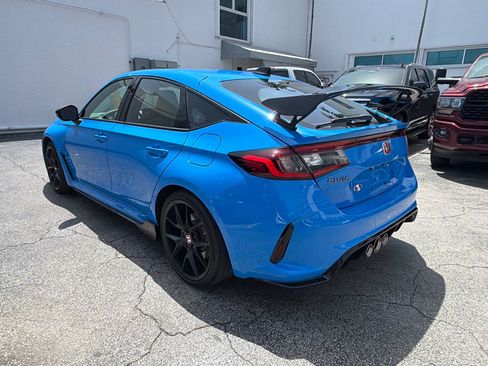 Used 2025 Honda Civic Type R image 3