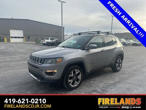 Used 2018 Jeep Compass Limited image 9