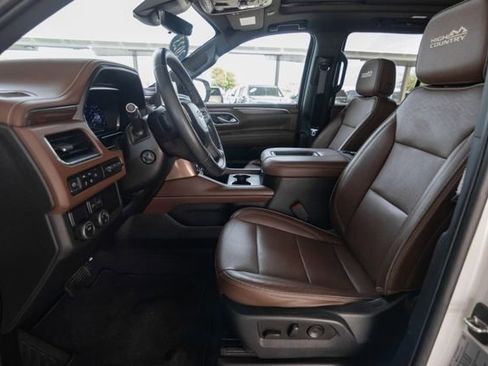 Used 2023 Chevrolet Tahoe High Country image 9