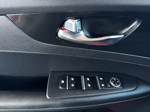 Certified 2022 Kia Forte GT-Line w/ GT-Line Technology Package image 10