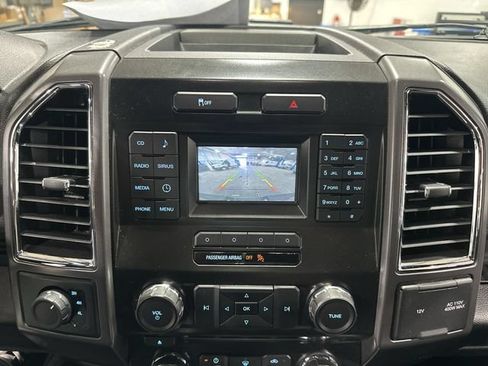 Used 2015 Ford F150 XLT w/ Equipment Group 301A Mid AWD/4WD image 29