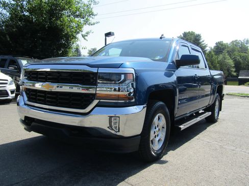 Used 2017 Chevrolet Silverado 1500 LT w/ All Star Edition AWD/4WD image 3