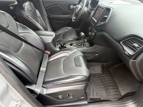 Used 2023 Jeep Cherokee Altitude Lux AWD/4WD image 15