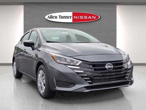 New 2025 Nissan Versa S w/ Trunk Package image 2