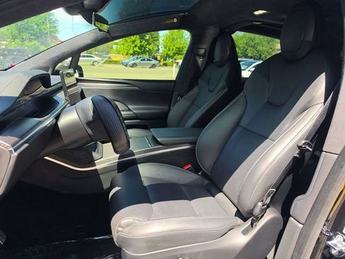 Used 2023 Tesla Model X Plaid AWD/4WD image 9