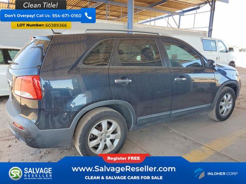 Used 2013 Kia Sorento LX FWD image 4