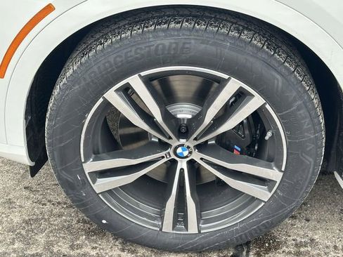 New 2026 BMW X7 xDrive40i w/ M Sport Package image 7