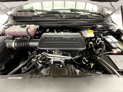 Used 2025 RAM 1500 Big Horn image 9