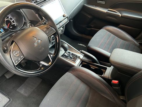 Used 2024 Mitsubishi Outlander Sport ES image 11