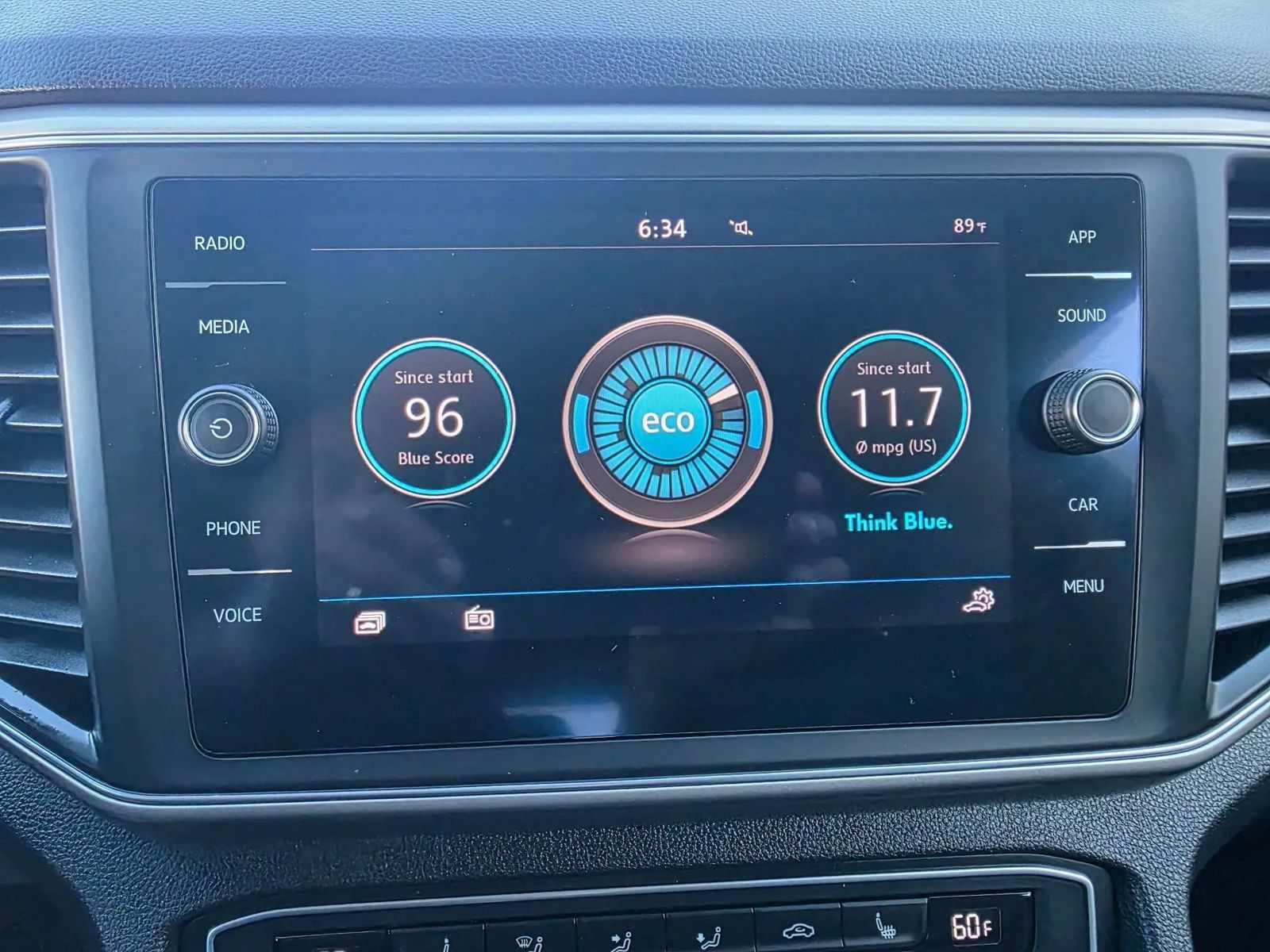Used 2019 Volkswagen Atlas SE FWD image 16