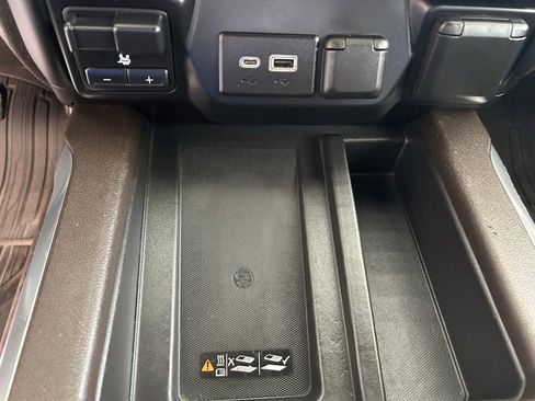 Used 2020 GMC Sierra 1500 Denali w/ Technology Package RWD image 56