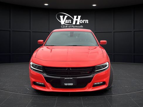 Certified 2022 Dodge Charger SXT w/ Cold Weather Package AWD/4WD image 2