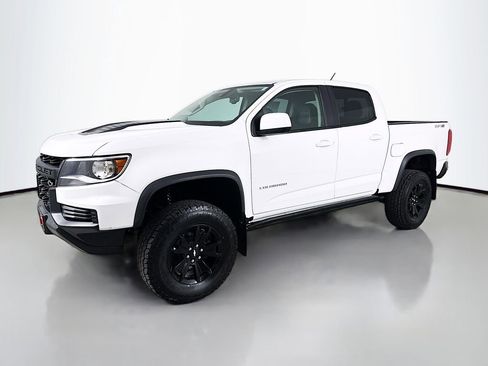 Used 2021 Chevrolet Colorado ZR2 w/ ZR2 Dusk Special Edition AWD/4WD image 3