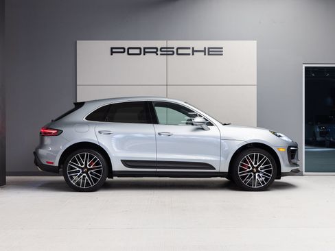 Certified 2023 Porsche Macan S AWD/4WD image 8