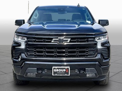 Used 2024 Chevrolet Silverado 1500 RST w/ Z71 Off-Road Package AWD/4WD image 4