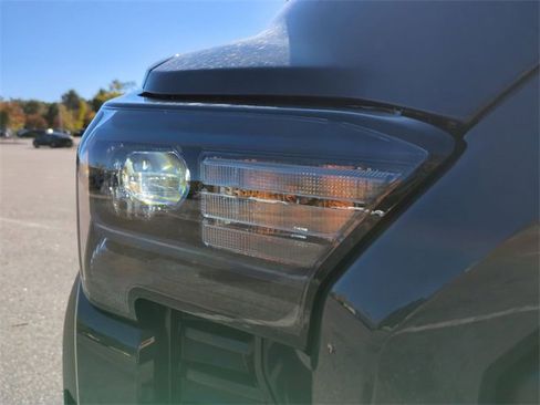 New 2025 Toyota Tacoma TRD Off-Road image 10
