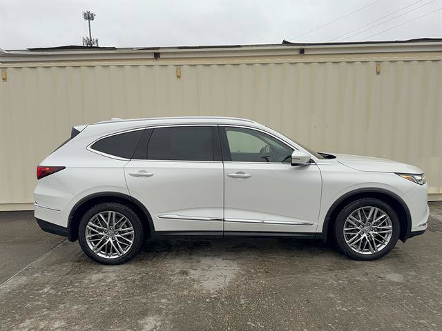 Used 2023 Acura MDX w/ Advance Package AWD/4WD image 2
