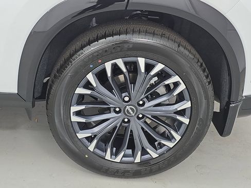 New 2026 Nissan Rogue Platinum w/ Platinum Premium Package AWD/4WD image 34
