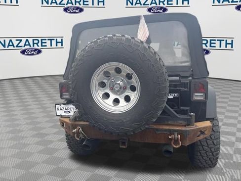 Used 2014 Jeep Wrangler Sport w/ Connectivity Group image 6