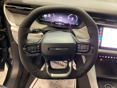New 2026 Jeep Cherokee Laredo AWD/4WD image 21