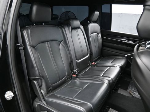 Used 2024 Jeep Wagoneer 2WD image 47