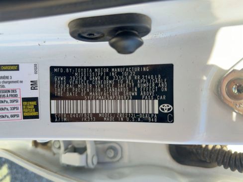 Used 2022 Toyota Corolla LE image 19