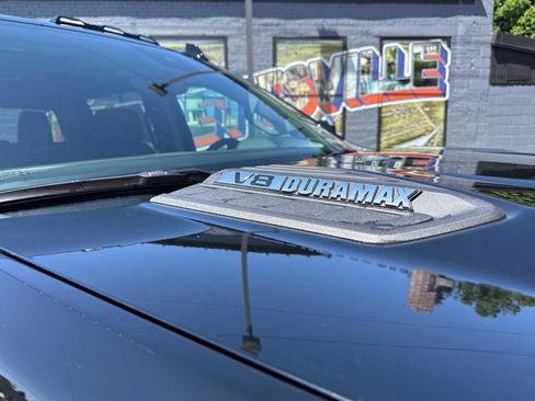 New 2026 Chevrolet Silverado 2500 LTZ w/ LTZ Premium Package AWD/4WD image 3