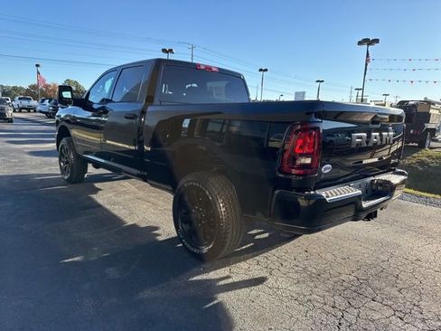 New 2026 RAM 2500 Big Horn AWD/4WD image 24