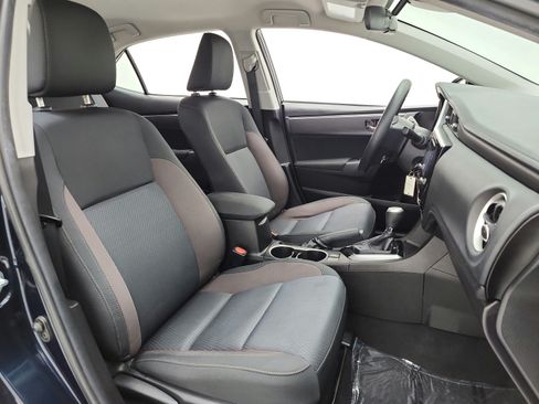 Used 2019 Toyota Corolla LE w/ Carpet Mat Package (TMS) FWD image 19