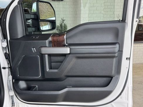 Used 2017 Ford F450 Platinum w/ Platinum Ultimate Package AWD/4WD image 50