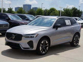 New 2026 Volvo XC60 B5 Plus w/ Protection Package Premier video 2