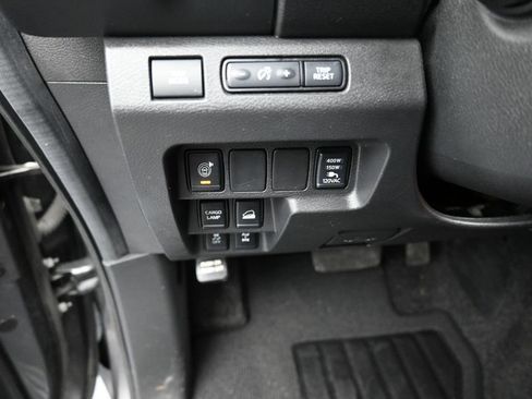 Used 2023 Nissan Frontier PRO-4X w/ Pro Convenience Package image 8