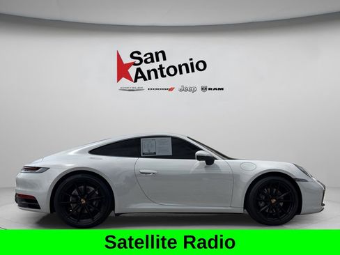 Used 2022 Porsche 911 Carrera image 5