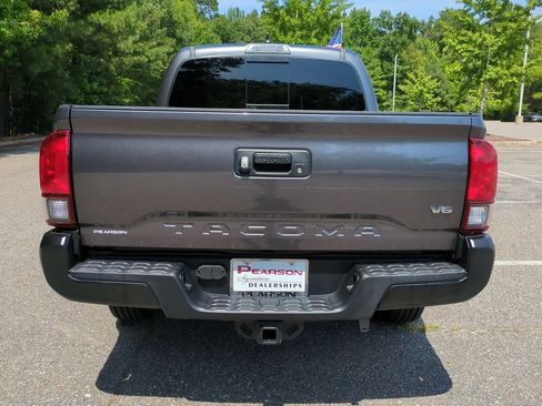 Used 2021 Toyota Tacoma SR5 RWD image 5