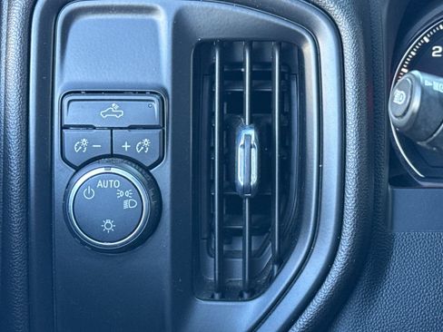 Used 2022 Chevrolet Silverado 1500 Custom RWD image 28