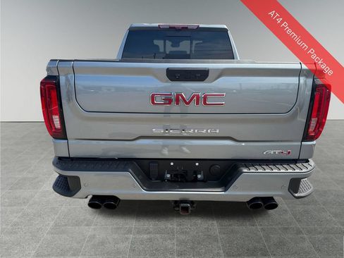 Used 2023 GMC Sierra 1500 AT4 w/ AT4 Premium Package AWD/4WD image 5