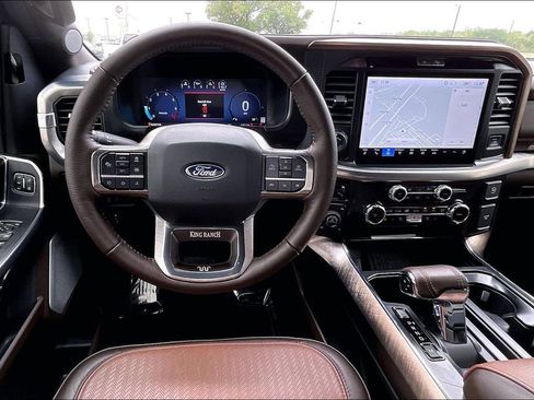 Used 2025 Ford F150 King Ranch w/ FX4 Off-Road Package image 8