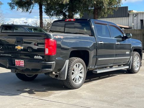 Used 2017 Chevrolet Silverado 1500 High Country image 3
