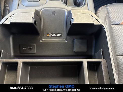 Used 2023 GMC Sierra 1500 AT4 w/ Technology Package image 21