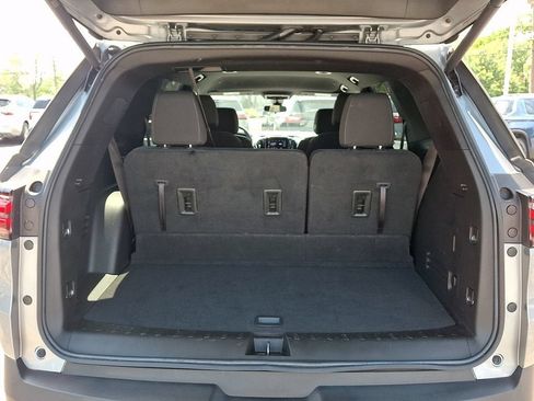 Certified 2023 Chevrolet Traverse LT FWD image 29