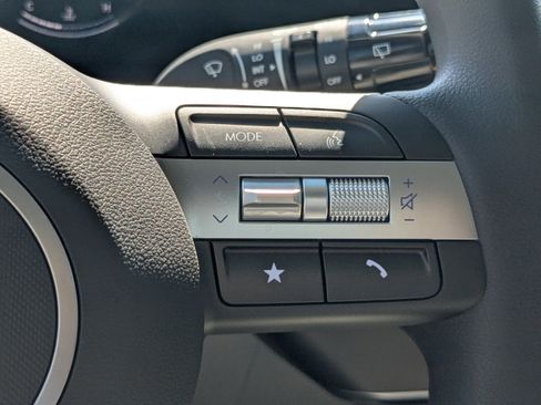 New 2026 Hyundai Kona SE image 34