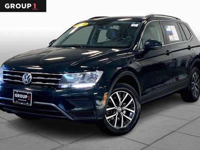 Used 2019 Volkswagen Tiguan SE w/ Panoramic Sunroof Package