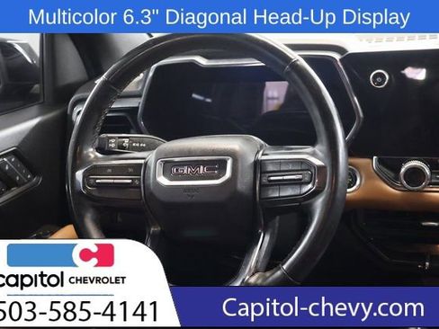 Used 2023 GMC Canyon AT4 w/ AT4 Premium Package AWD/4WD image 17