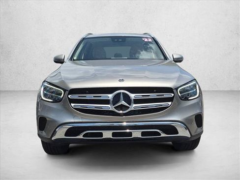 Used 2022 Mercedes-Benz GLC 300 image 2