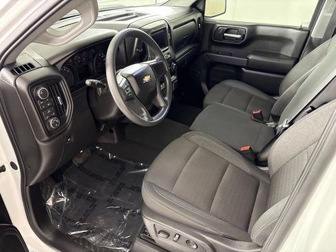 Used 2026 Chevrolet Silverado 1500 Custom AWD/4WD image 31